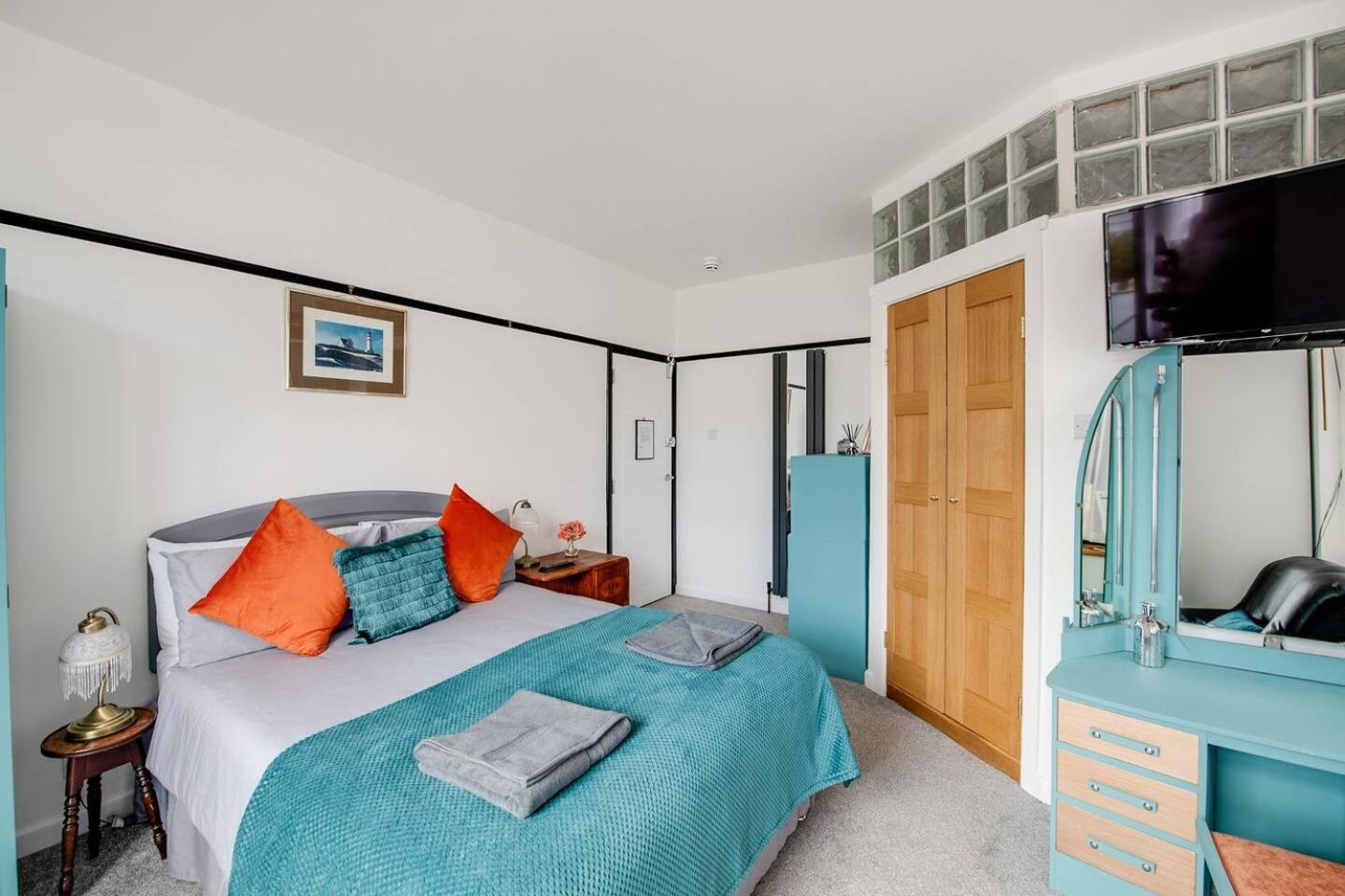 Ferryman Apartments By Places To Be 포츠머스 외부 사진