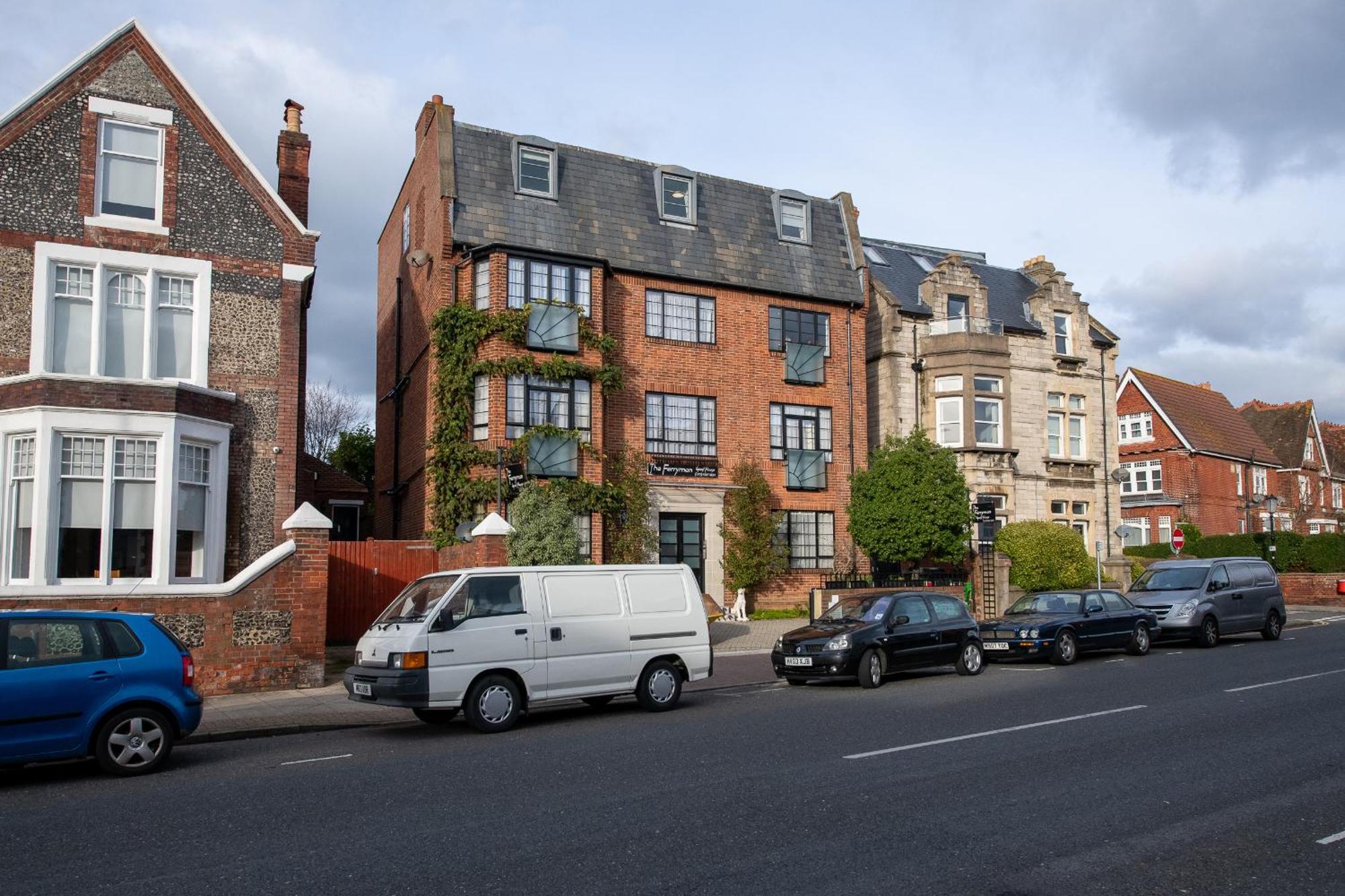 Ferryman Apartments By Places To Be 포츠머스 외부 사진